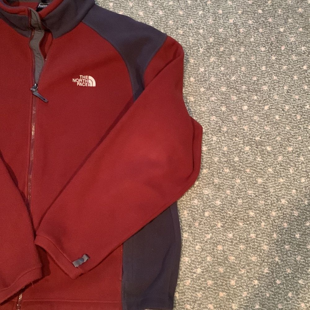 North Face Fleece Jacket - Picture 4 of 5